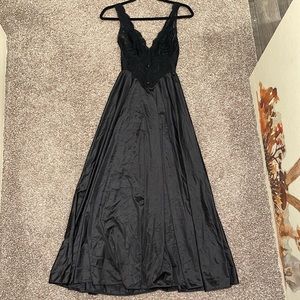 Vintage 80s lace slip dress